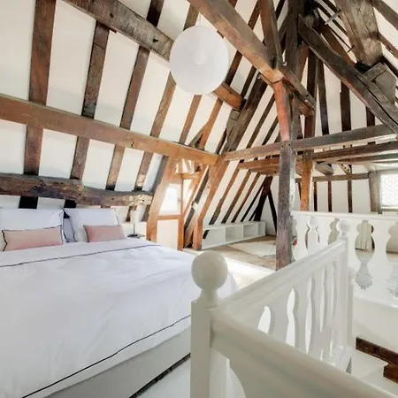 Appartement Duplex In The Old Chaulnes Mansion *